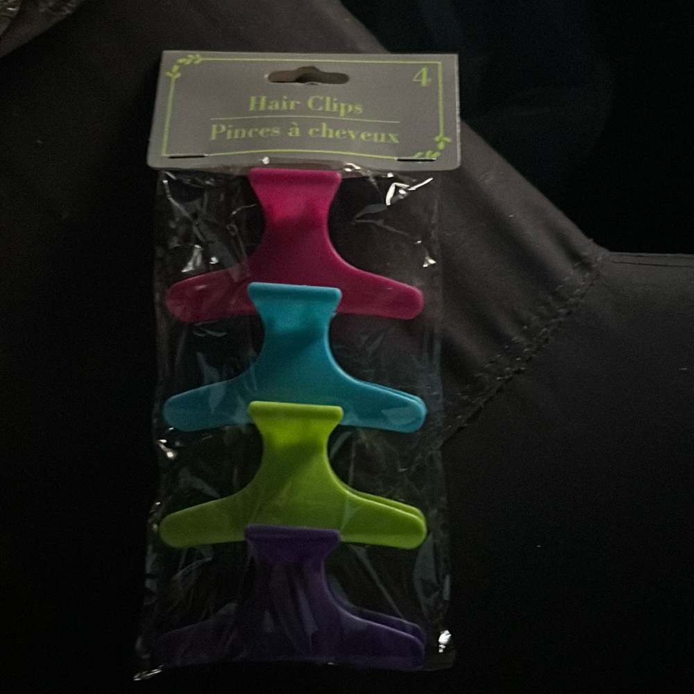 Claw clips